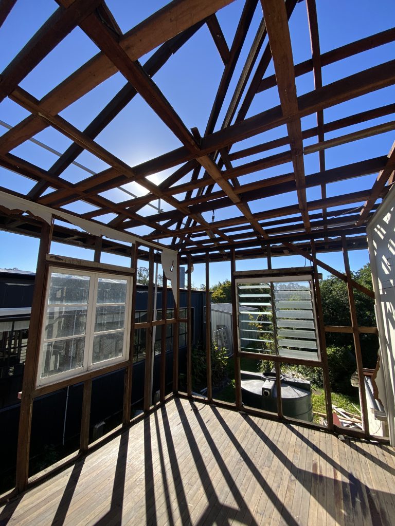 Safe asbestos roof removal on Brisbane residential property - SafeZone Asbestos Safe asbestos roof removal on Brisbane residential property